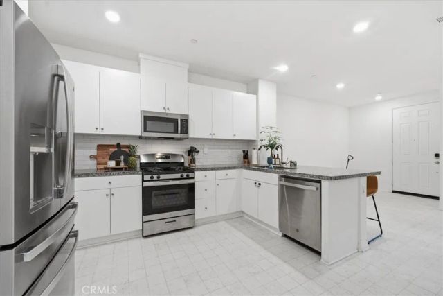 15952 Lasselle Street 3, Moreno Valley, CA 92551