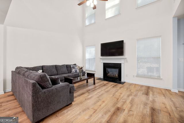 408 Mountain View Lane, Woodstock, GA 30188