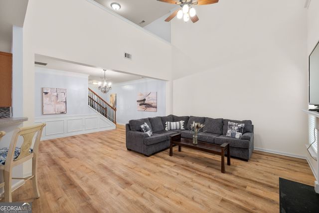 408 Mountain View Lane, Woodstock, GA 30188