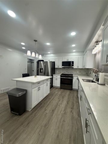 44862 Willis Road, Belleville, MI 48111