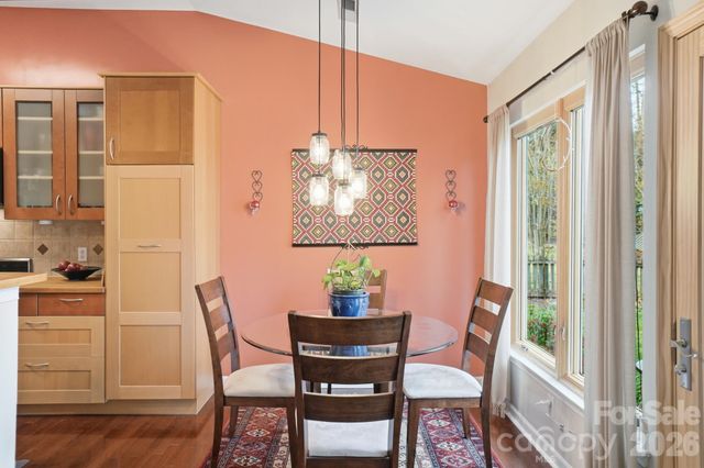 4027 Lannier Falls Lane, Charlotte, NC 28270