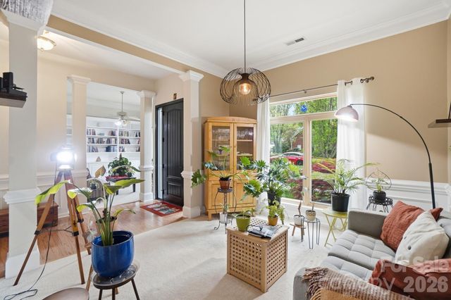 4027 Lannier Falls Lane, Charlotte, NC 28270