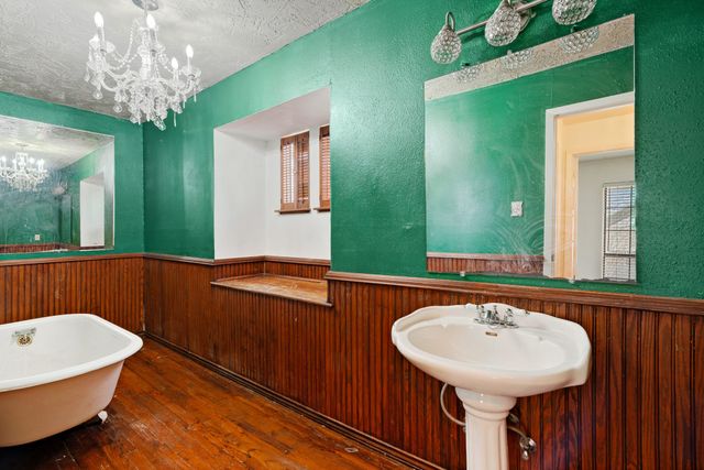 835 39th Street SE, Paris, TX 75462