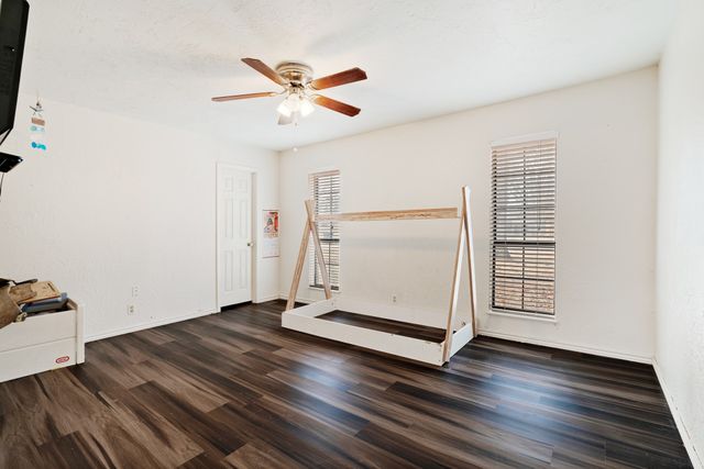 835 39th Street SE, Paris, TX 75462