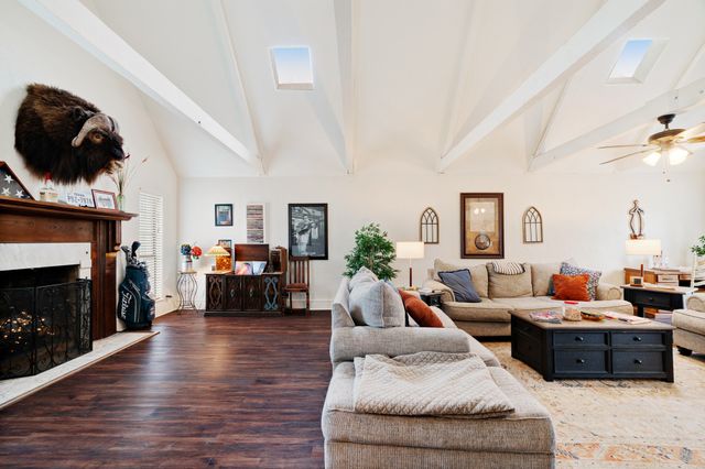 835 39th Street SE, Paris, TX 75462