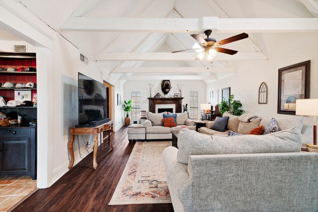 835 39th Street SE, Paris, TX 75462