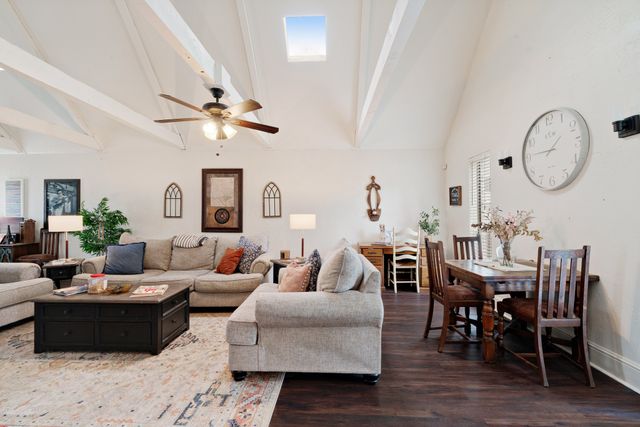 835 39th Street SE, Paris, TX 75462