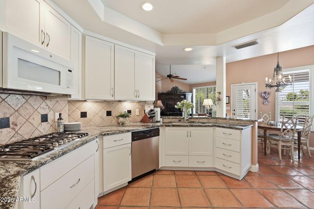 1116 W LAS PALMARITAS Drive, Phoenix, AZ 85021