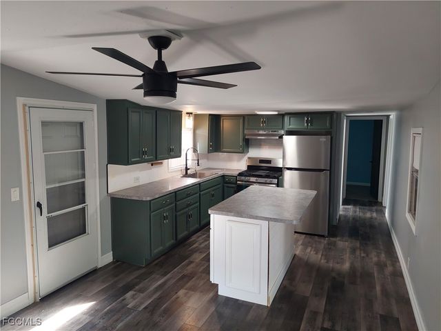 7580 McDaniel DR, North Fort Myers, FL 33917