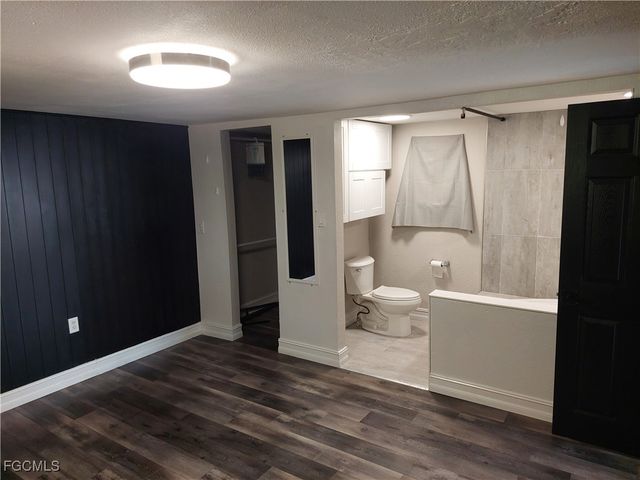 7580 McDaniel DR, North Fort Myers, FL 33917