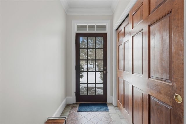4 Knights Ct, Newbury, MA 01951