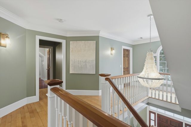 4 Knights Ct, Newbury, MA 01951