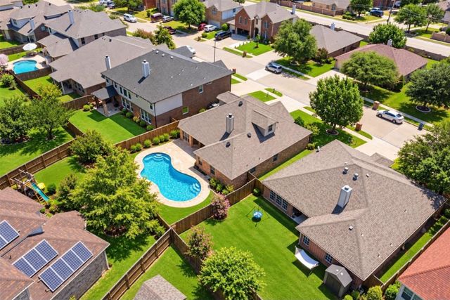 839 Evergreen Lane, Burleson, TX 76028