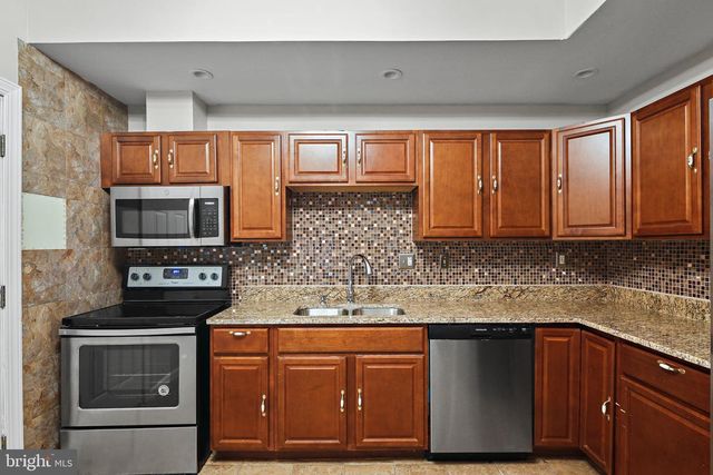 3924 REISTERSTOWN RD, Baltimore, MD 21215