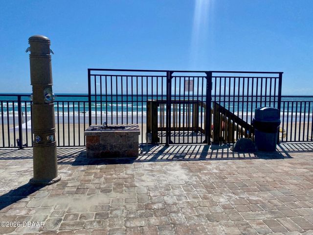 2555 S Atlantic Ave Apt 1003, Daytona Beach Shores, FL 32118