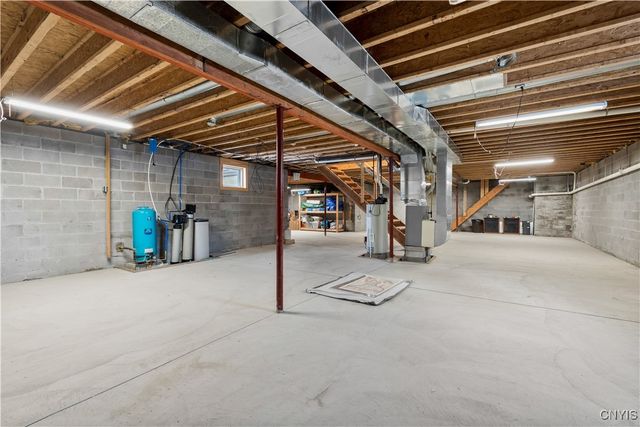 7893 Webster Lane, Sennett, NY 13021