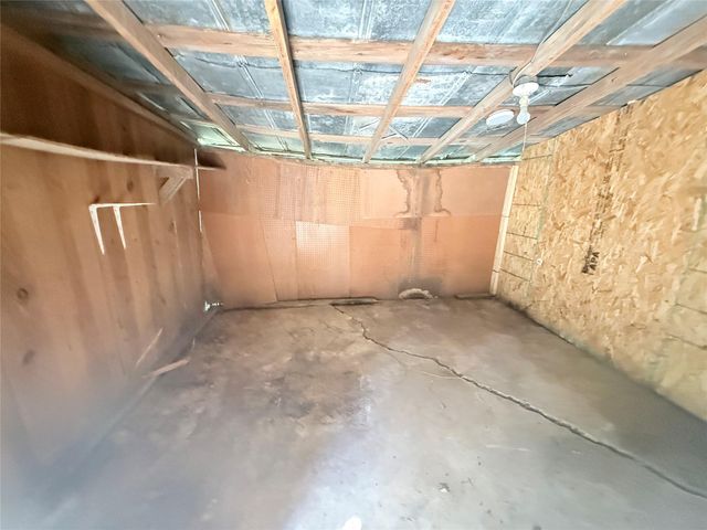 126 Smith LN E, San Marcos, TX 78666