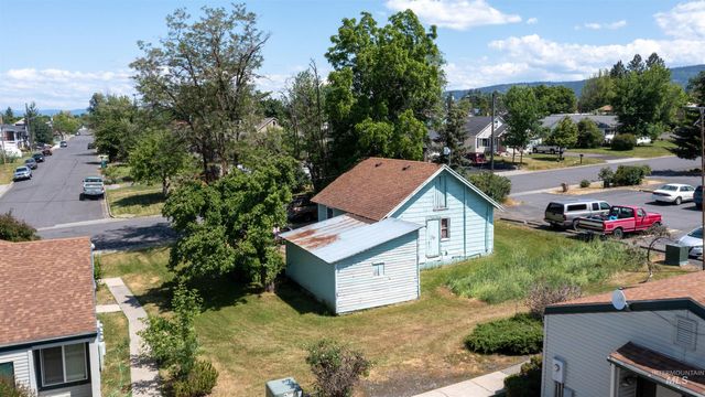 390 S E Street, Grangeville, ID 83530
