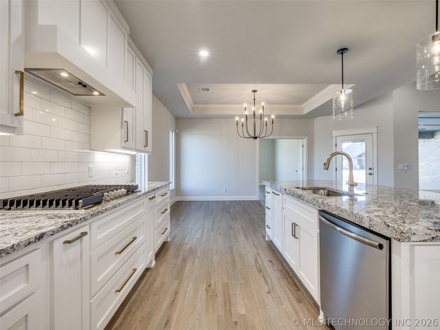 17827 S 48th East Avenue, Bixby, OK 74008