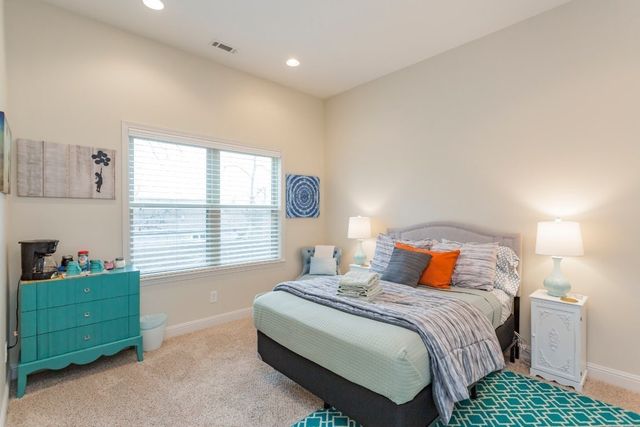 2016 14th Ave, N, Nashville, TN 37208