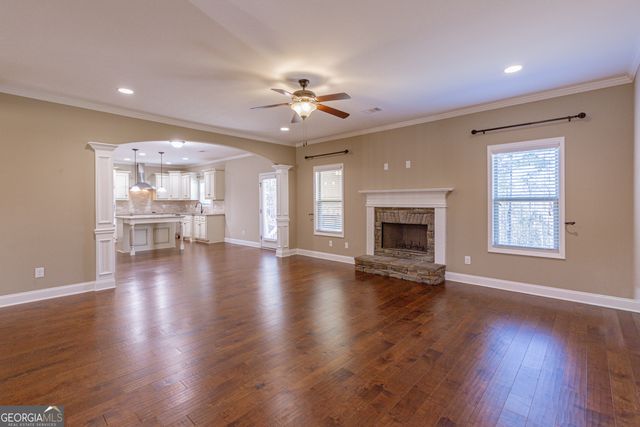 171 Walden Pond Trail, Senoia, GA 30276