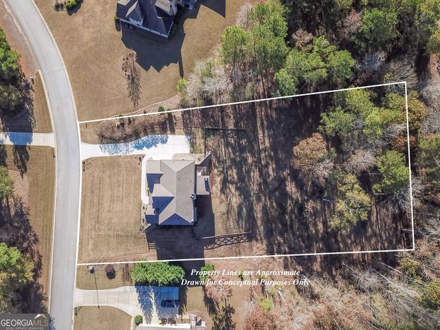 171 Walden Pond Trail, Senoia, GA 30276