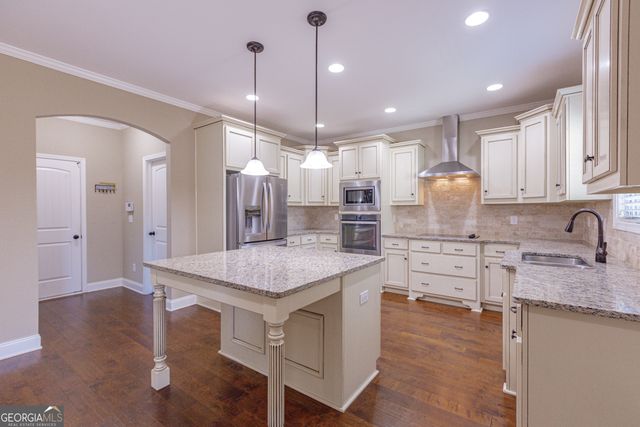 171 Walden Pond Trail, Senoia, GA 30276