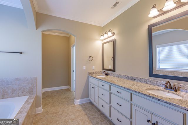 171 Walden Pond Trail, Senoia, GA 30276