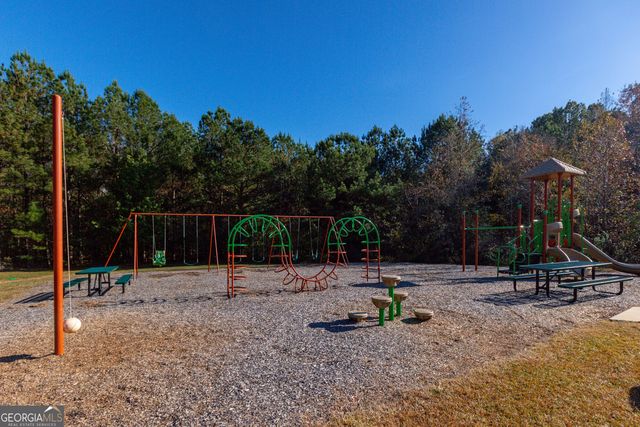 171 Walden Pond Trail, Senoia, GA 30276