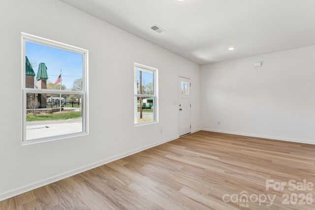 420 N 9th Street, Bessemer City, NC 28016