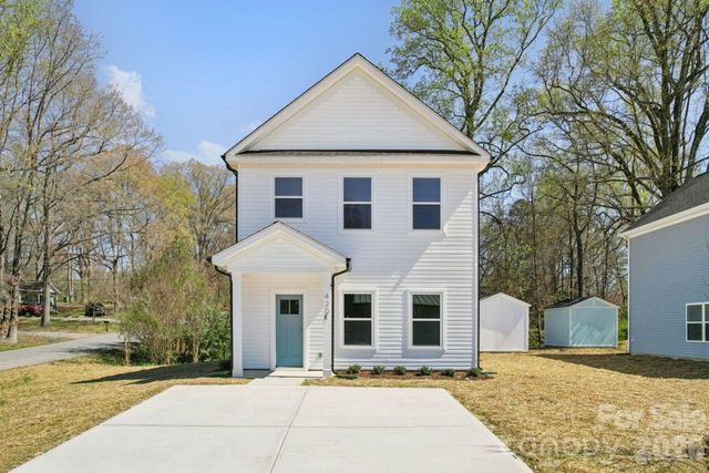 420 N 9th Street, Bessemer City, NC 28016