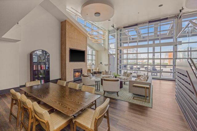 600 12th Ave S Apt 1411, Nashville, TN 37203
