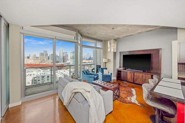 600 12th Ave S Apt 1411, Nashville, TN 37203