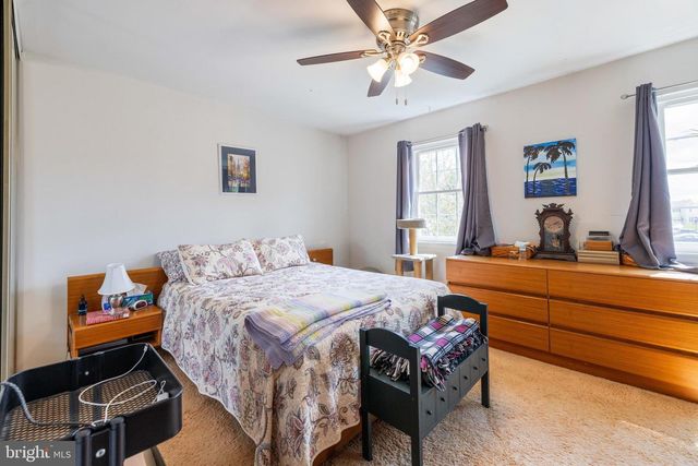 1820 PENNLAND CT, Lansdale, PA 19446