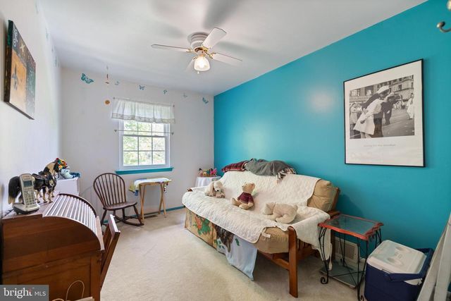 1820 PENNLAND CT, Lansdale, PA 19446