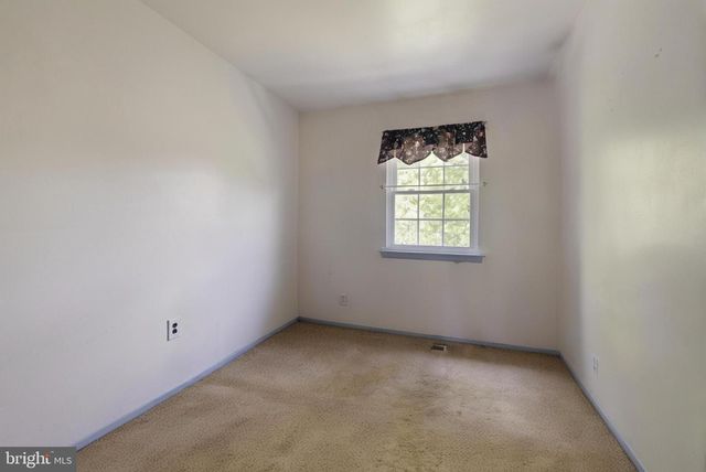 1820 PENNLAND CT, Lansdale, PA 19446