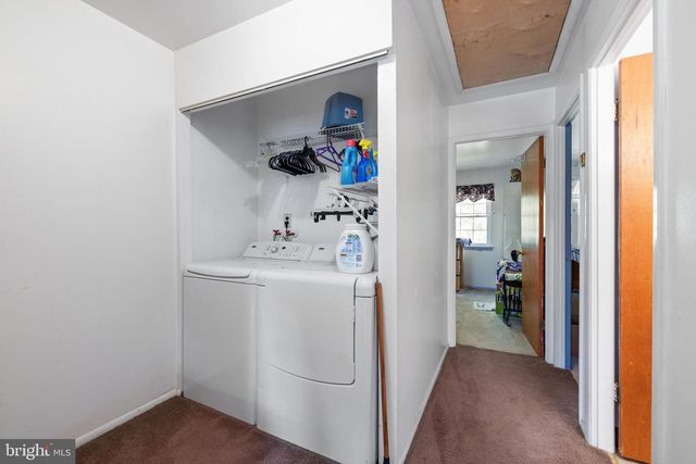 1820 PENNLAND CT, Lansdale, PA 19446