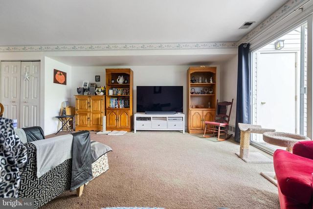 1820 PENNLAND CT, Lansdale, PA 19446