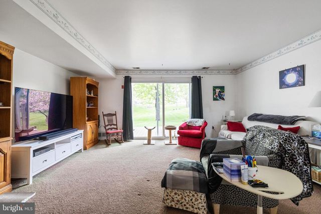 1820 PENNLAND CT, Lansdale, PA 19446