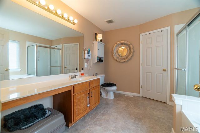 3558 Pearson Pointe Court, St Louis, MO 63129