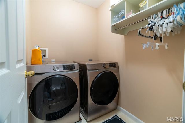 3558 Pearson Pointe Court, St Louis, MO 63129