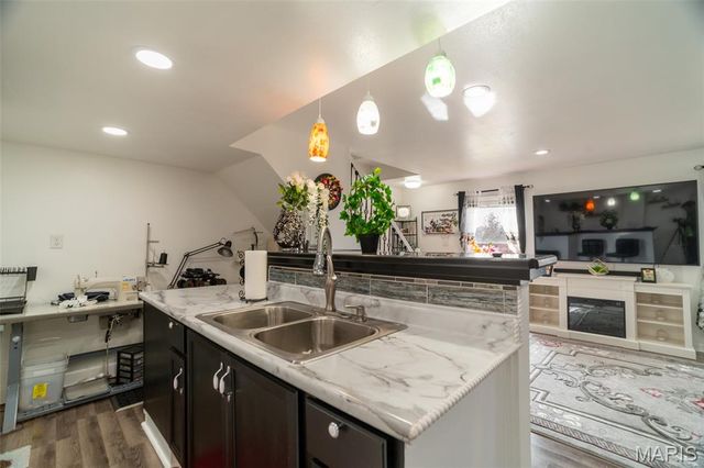 3558 Pearson Pointe Court, St Louis, MO 63129