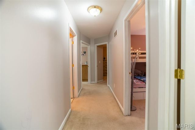 3558 Pearson Pointe Court, St Louis, MO 63129