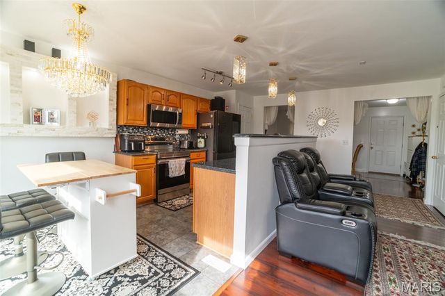 3558 Pearson Pointe Court, St Louis, MO 63129