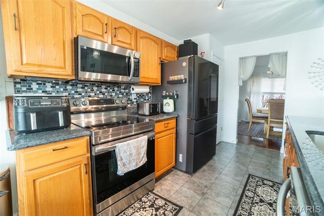 3558 Pearson Pointe Court, St Louis, MO 63129