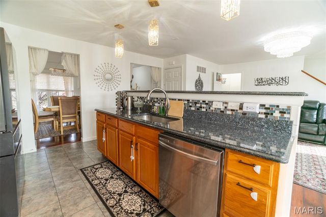 3558 Pearson Pointe Court, St Louis, MO 63129