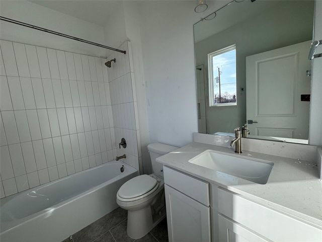 3227 Dennis Street, Houston, TX 77004