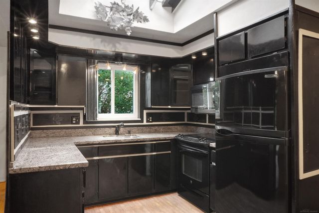 33726 Dyar Court, Sterling Heights, MI 48310