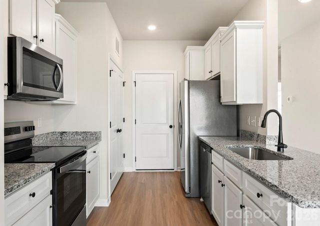 3413 Yorkshire Drive, Gastonia, NC 28052