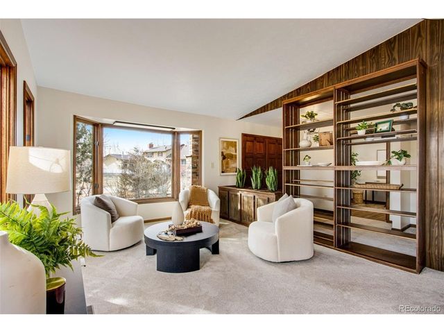 7512 Caren Cir, Loveland, CO 80534